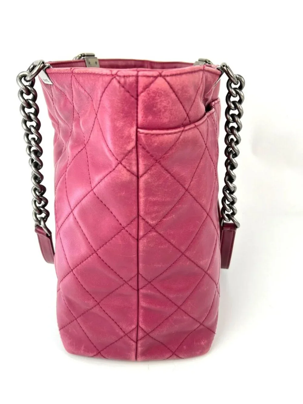 Chanel Shopping in Chains Quilted Leather Burgundy Tote Bag - Picture 4 of 16